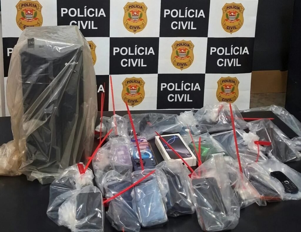 Polícia Civil de SP desarticula central de golpes financeiros na zona leste da capital